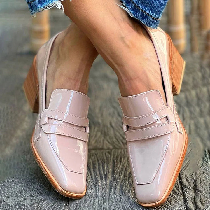 Loafers med bred klack, blank