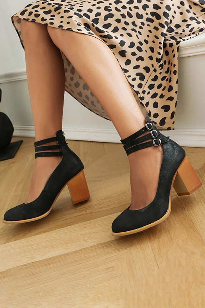 Casilda™ | Släta sandaler med ankelrem och tjock sula