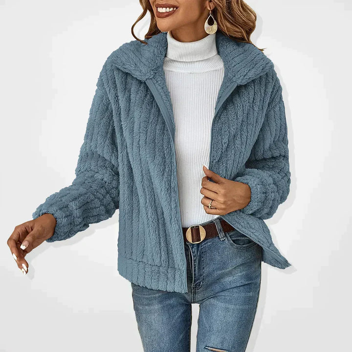 Iris | Elegant Fjäderjacka