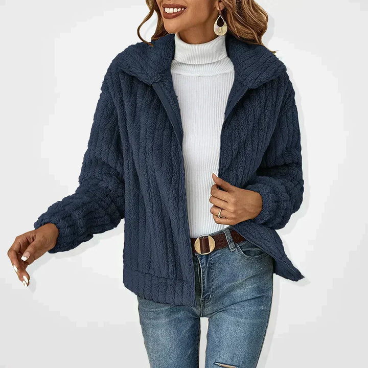 Iris | Elegant Fjäderjacka