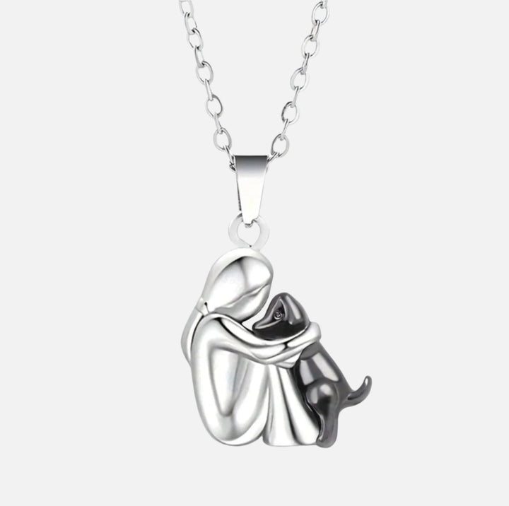 Linnea™ | Halsband med ”Hug”-hänge